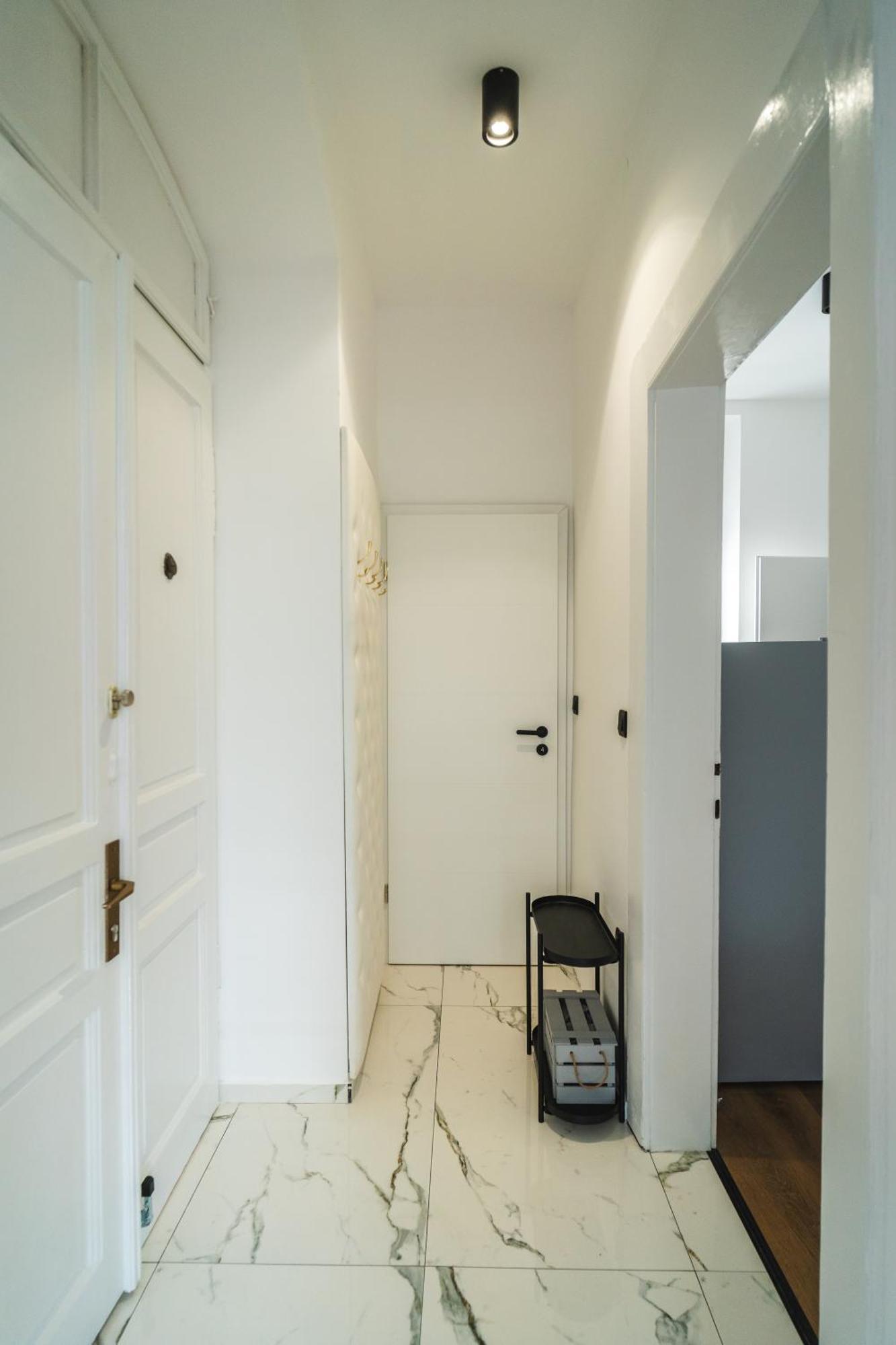Hl Apartment